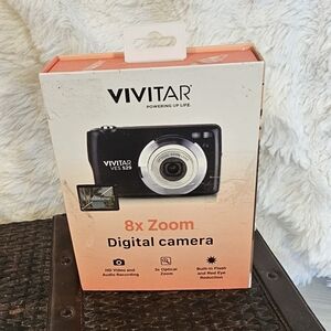 Vivitar VES 529 Black Digital Camera with 8x Zoom